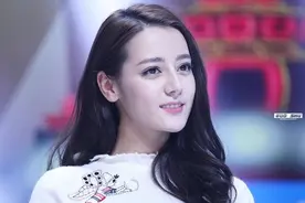 迪丽热巴，像漫画里走出来的美少女图片
