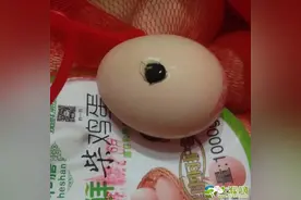 濮阳一商超现假鸡蛋，煮熟之后蛋黄似胶质，看你遇到过吗？图片