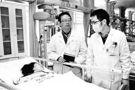 丈夫偷换妻子备孕药，至她重症入院，真相却感动了医生图片