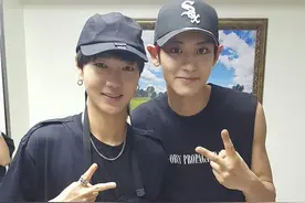 [EXO][分享]160727 “公公”是暖男啊！灿爸贴心嘱咐众“儿媳”注意身体图片
