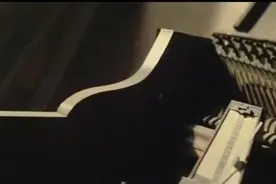 吴京拍的荒野逃生的视频视频封面