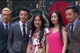 黄晓明挺王宝强 打不死的小强 兄弟们都在视频封面
