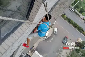 空调售后安装潜规则（一）：柜机插头收费成普遍现象图片