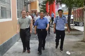 邹碧声赴碧江、石阡调研禁毒工作图片