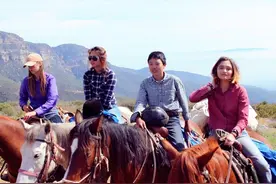登山骑马读书，一位上海女生在撒切尔高中的这一年图片