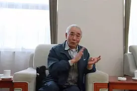 经济记忆丨周新城：新自由主义批判图片