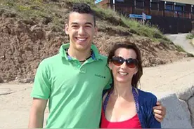 英少年头部受创失忆 每天醒来犹如初生图片