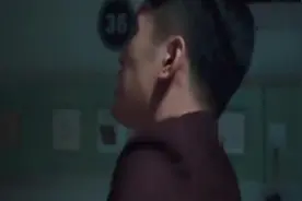 文松被尼古拉斯赵四臭脚逼供，文松再也逃避不了娘炮的命运视频封面