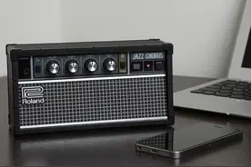 纪念经典吉他音箱设计， Roland 推出復古造型蓝牙扬声器 JC-01图片