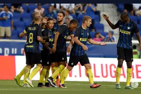 友谊赛-长友佑都破门汉达诺维奇屡神扑 国米1-1平图片