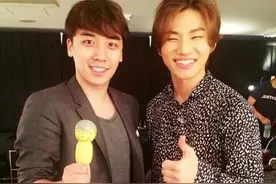 [BigBang][分享]160728 温暖并肩的忙内line 他们感情好着呢！图片