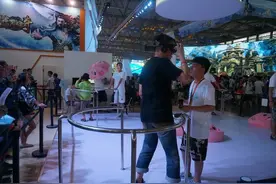 心动网络VR版RO游戏《波利大乱斗》现场体验图片