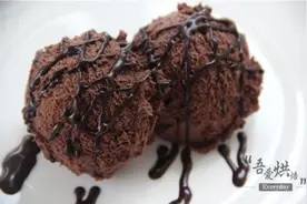 魅力夏日—巧克力冰淇淋图片