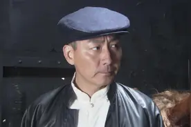 飞虎队：刘洪跟李九对决，李九被打得可怜兮兮的