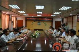 泰安市英雄山中学6人实现梦想 考入北大、空军航空大学图片