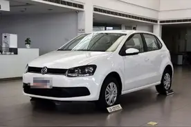 大众最便宜车，虽然简配但销量说明一切，实用精致小车6万可买图片