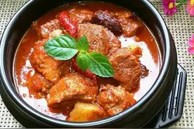 人见人爱的经典美食：西红柿炖牛腩！图片