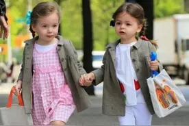 有一对可爱的双胞胎 是种怎样的体验图片