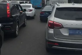 路况｜318川藏线路况快报图片