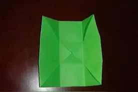 快速简单的折出一个方盒子手工折纸教程 真的可以放东西哦图片