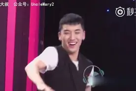 最萌段只手BigBang李胜利，录节目不安分专坑哥图片