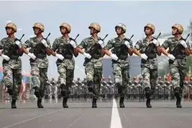 无肌肉不青春 | 没有八块腹肌,能叫兵哥哥吗？（妹纸慎入）图片