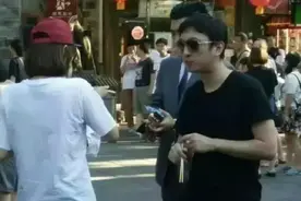 王思聪成都旅游专线：酒吧一晚甩脱12万，是怎样的体验呢？图片