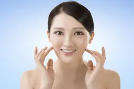 皮肤喝足水，补水保湿小妙招，让你的肌肤水嫩起来图片