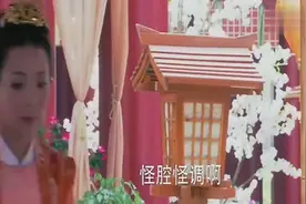 女子患了奇怪的病，说话居然倒着说，尴尬了