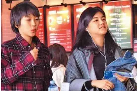 又一明星陷入同性之爱——王菲女儿窦靖童承认出柜 图片