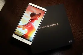 每次唤醒屏幕时都有新“惊喜”！华为手机比想象更用心图片