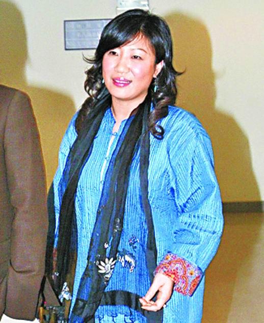 老婆叫啥,50岁的"苦情王子"张宇的妻子近照,最美的爱情叫张宇和十一郎