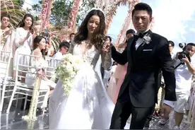 林心如坐实奉子成婚当高龄星妈，这些女星家庭事业双丰收比她幸福图片
