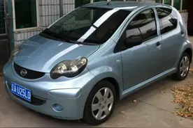 80后小伙怒提二手比亚迪F0蛋蛋,之家开我们家当院了图片