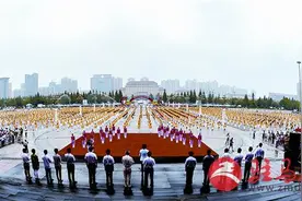 2016年“全民健身、健康中原”驻马店全民健身大会举行图片