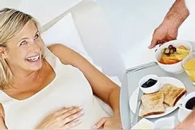 慎！这些食物孕期一定要少吃！图片
