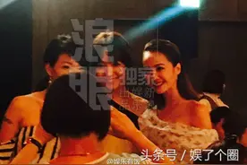 周董旧爱蔡依林侯佩岑亲密合影 霍心婚礼太厉害图片