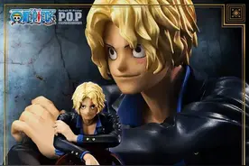 POP萨波坐姿手办图片