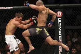 飞膝、超人拳、对轰，你能见到的格斗绝技都在这里图片