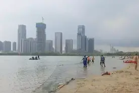 12年溺亡60人，天鹅湖溺亡事件何时罢休？图片