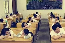 我跟闺蜜六年关系密切，如今她成有钱人却为了20块诋毁我图片