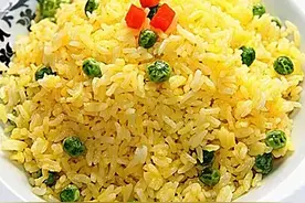家里剩饭新做法黄金炒饭图片