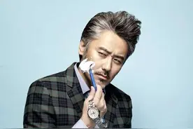 吴秀波妻子曝光 美貌程度不输明星  和波叔共患难多年图片