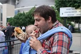 为啥不能让爸爸一个人带孩子，看完这些你就明白图片