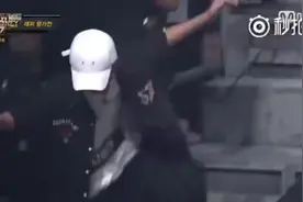 韩国smtm777 15岁的天才Rapper男孩D.Ark视频封面