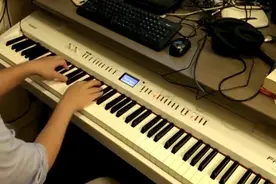 卢巧音曾是香港乐坛的重要创作歌手，她的歌都很好听视频封面