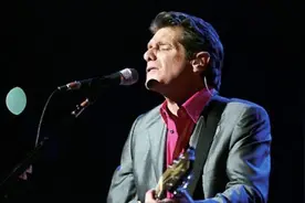 老鹰乐队主唱格列·弗雷去世 《加州旅馆》成绝唱图片