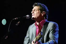 老鹰乐队的Glenn Frey去世，你们刷《加州旅馆》确定没哭错人吗？图片