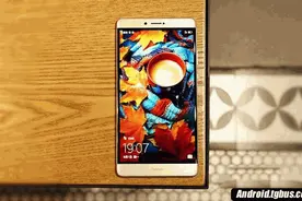 荣耀Note 8怎么装卡？需要剪卡吗？图片