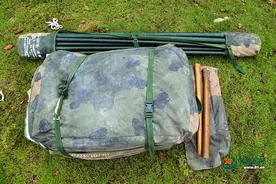 开学啦！跟着新训班长学习搭帐篷图片